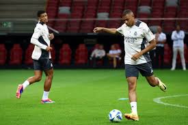 下两项令人 下两项令人